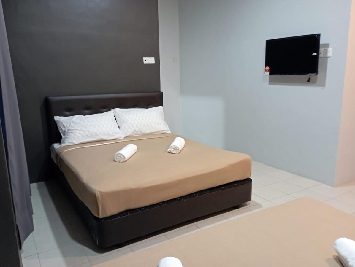 D Layaran Kuantan Lpt Exit 833 Hotel ภายนอก รูปภาพ