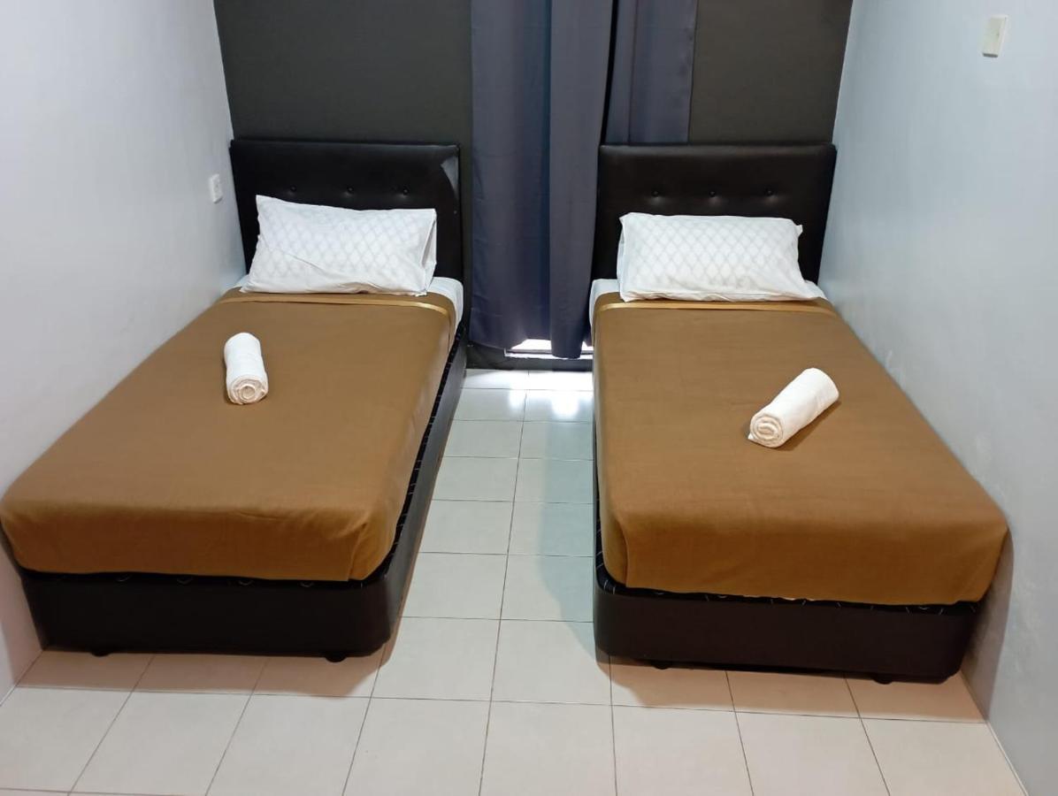 D Layaran Kuantan Lpt Exit 833 Hotel ภายนอก รูปภาพ