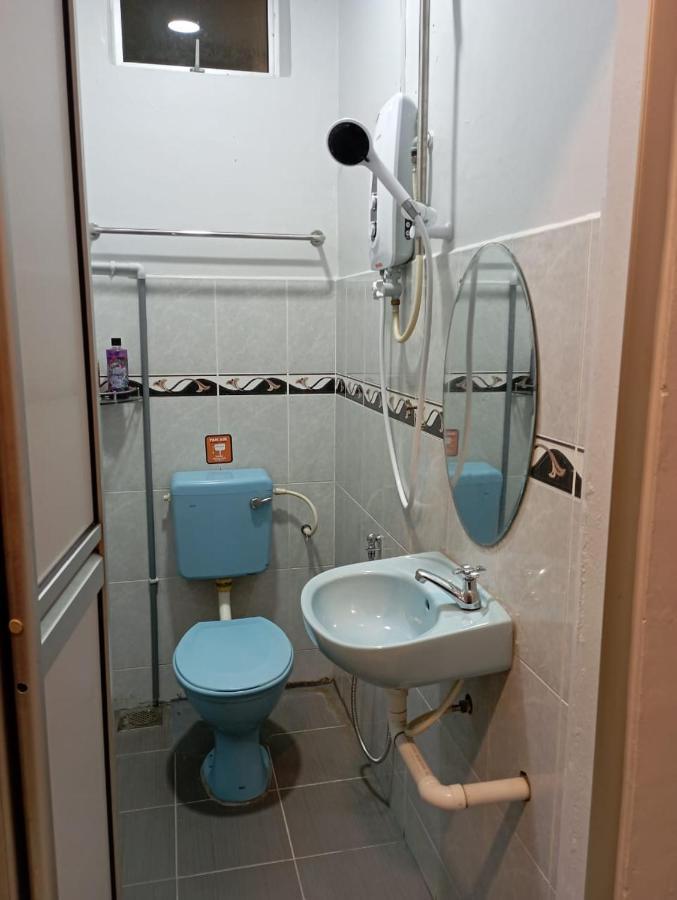 D Layaran Kuantan Lpt Exit 833 Hotel ภายนอก รูปภาพ