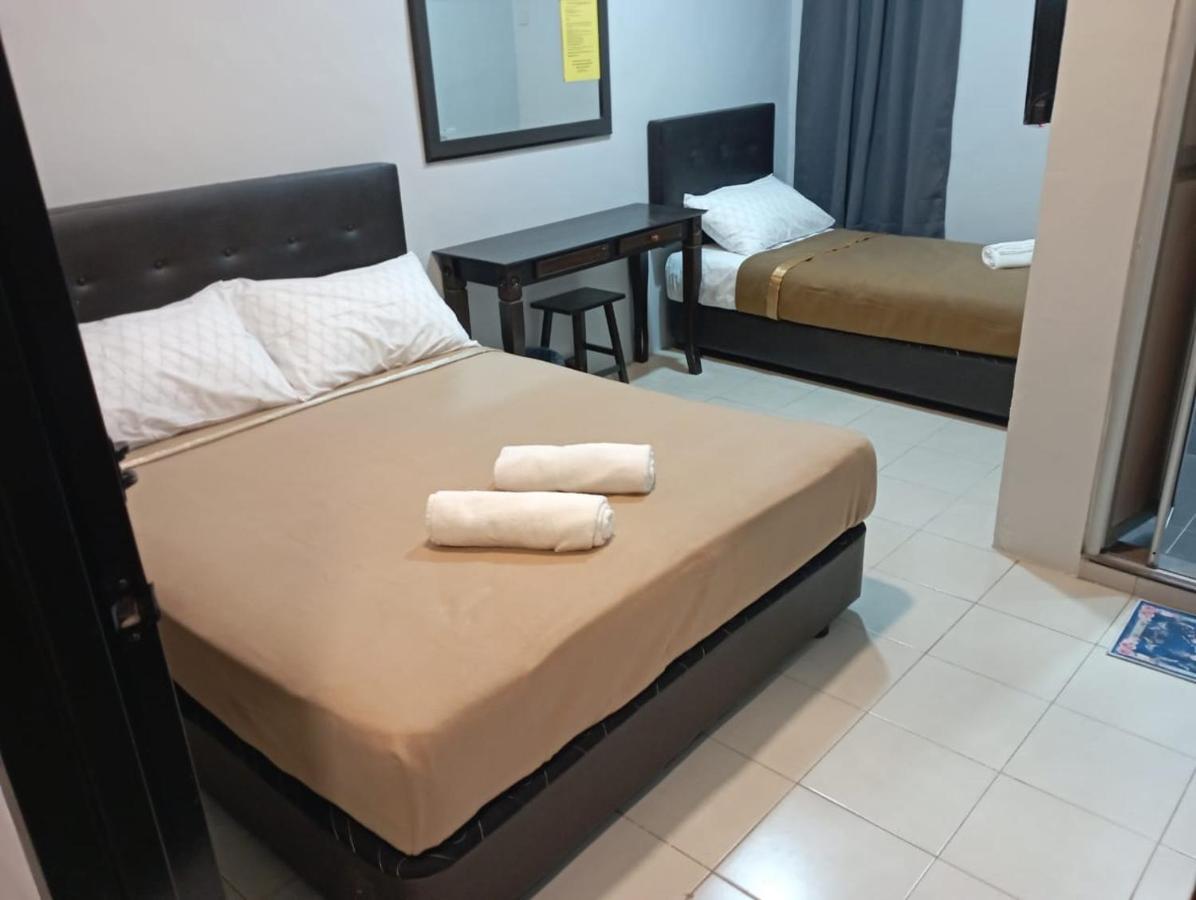 D Layaran Kuantan Lpt Exit 833 Hotel ภายนอก รูปภาพ